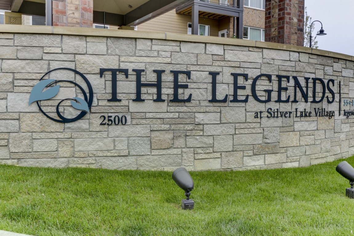 The Legends at Silver Lake Village 55+_23